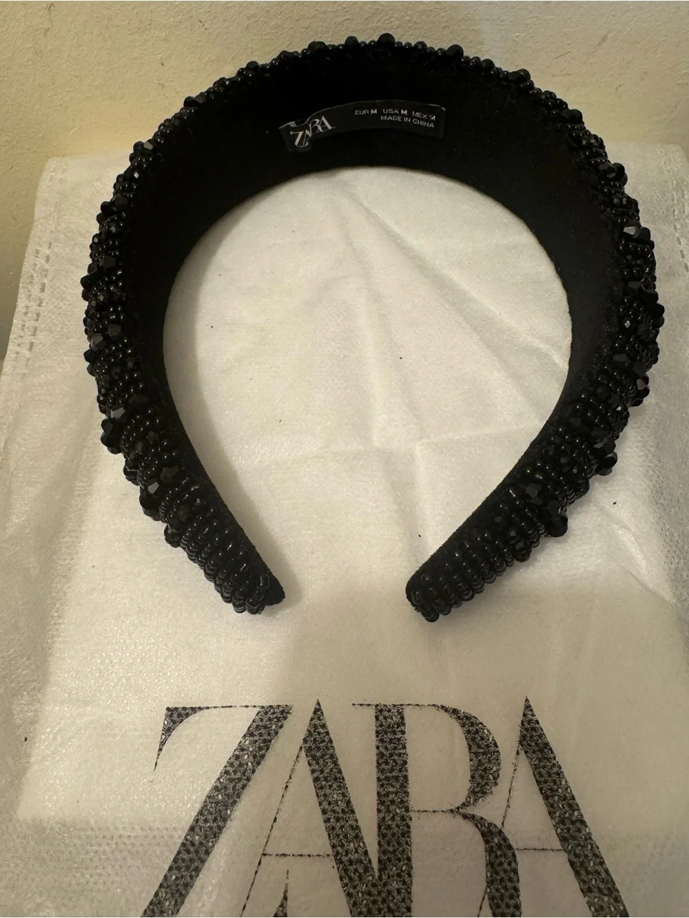 Zara Rare Padded Black Beaded Rhinestone Headband EUC with Dust Bag